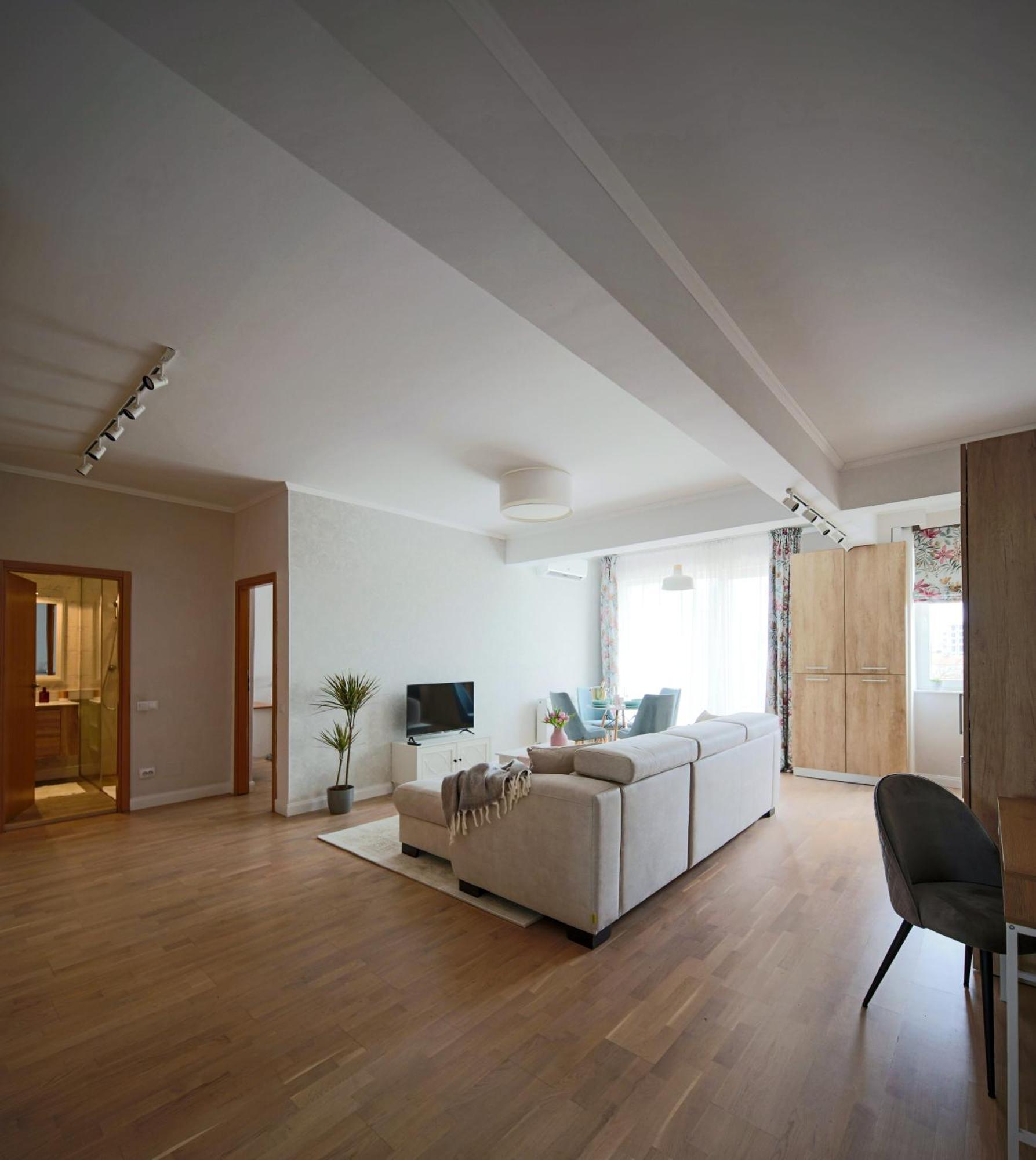Stylish Condo - Parking And Balcony Клуж-Напока Екстер'єр фото
