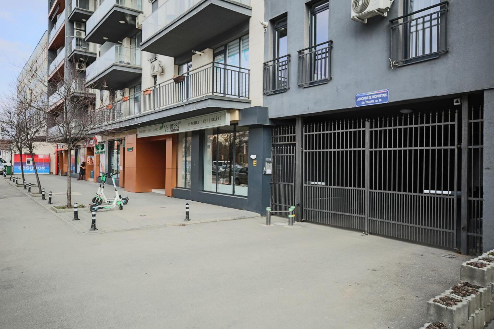 Stylish Condo - Parking And Balcony Клуж-Напока Екстер'єр фото